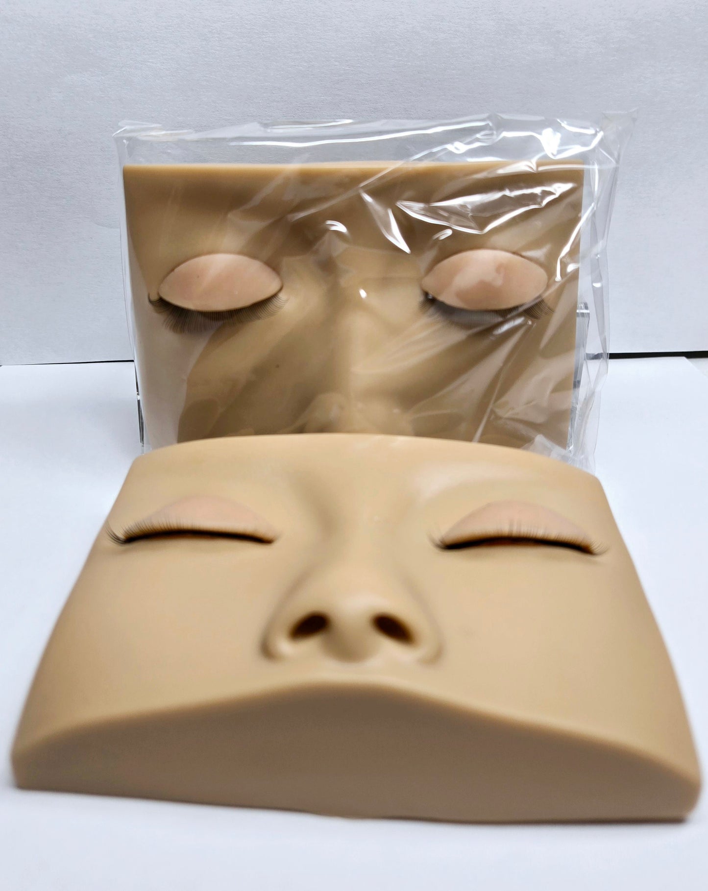 Multi Layered Lash Mannequin