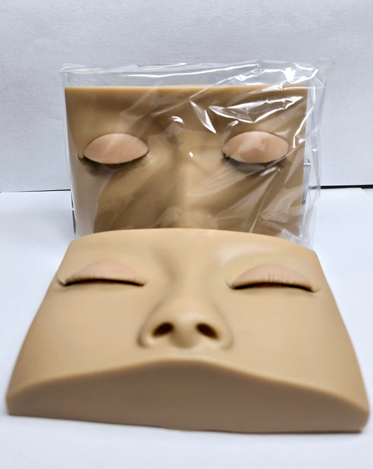 Multi Layered Lash Mannequin